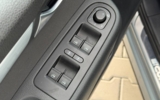 vehicle image #32