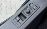 vehicle image #27