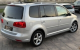 vehicle image #9