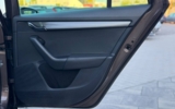 Škoda Octavia Combi 2.0 TDI Clever 4x4 DSG – fotografia 37