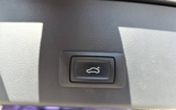 vehicle image #9
