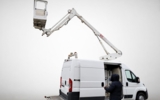 vehicle image #18