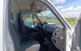 vehicle image #16