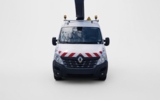 vehicle image #4