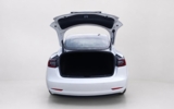 vehicle image #9