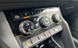 vehicle image #29