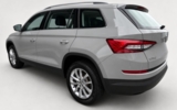 vehicle image #9