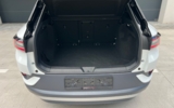 vehicle image #10