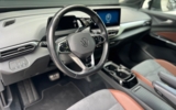 vehicle image #16