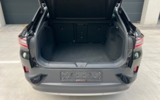 vehicle image #10