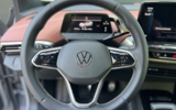vehicle image #21