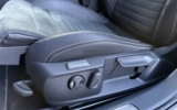 vehicle image #19