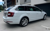 vehicle image #7