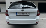 vehicle image #9