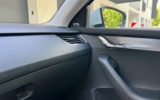 vehicle image #31