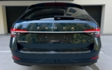 vehicle image #9