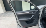 vehicle image #19