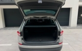 vehicle image #10