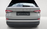 vehicle image #9