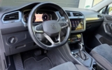 vehicle image #19