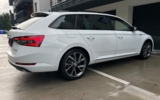 vehicle image #8