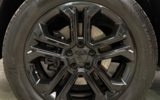 vehicle image #10