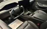 vehicle image #9