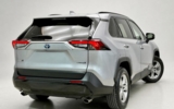 vehicle image #5