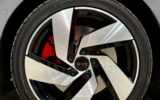 vehicle image #8