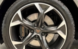vehicle image #9