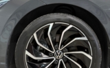 vehicle image #8