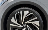 vehicle image #9