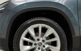 vehicle image #9