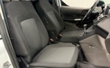 vehicle image #19