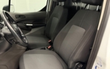 vehicle image #18