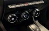 Renault Arkana 1.3 TCe 140 EDC ZEN • 1. MAJITEĽ • KÚPENÉ V SR • SERVIS. HISTÓRIA • LED • KAMERA – fotografia 17