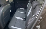 vehicle image #9