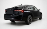 vehicle image #9