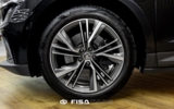 vehicle image #9