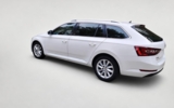 vehicle image #4