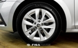 vehicle image #10