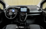 vehicle image #19