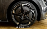 vehicle image #11