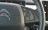 vehicle image #25