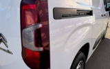 vehicle image #17