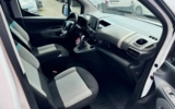 vehicle image #27