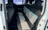 vehicle image #23
