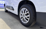 vehicle image #14