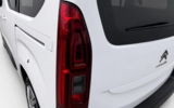 vehicle image #18