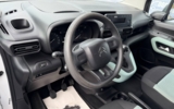 vehicle image #23